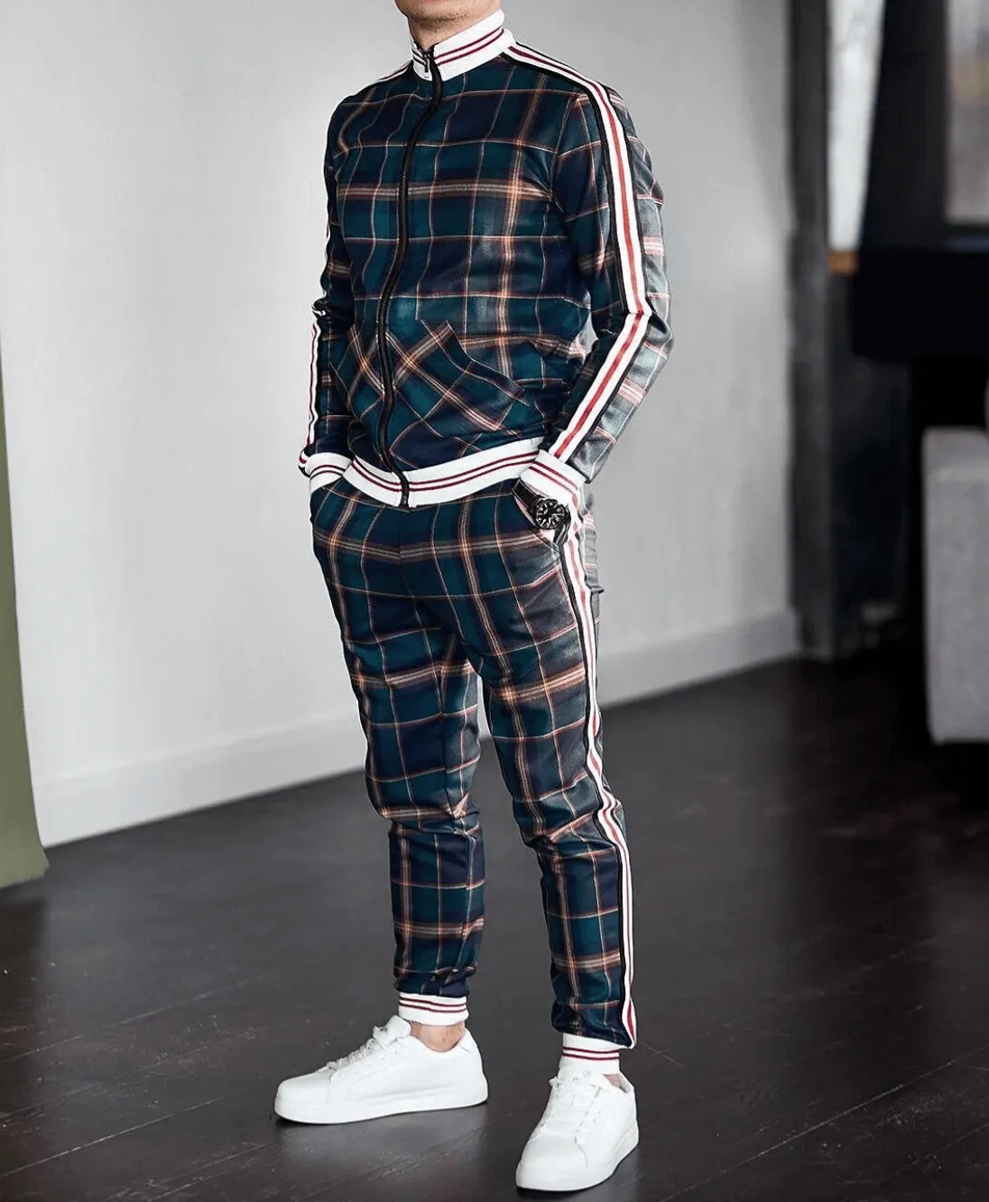 Men's Slim Fit Plaid Tracksuit with Striped Detailing